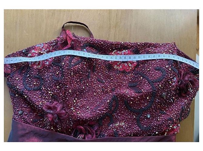 Autre Marque Vestido de festa Manon Collection Bordô com pedrarias e laço Bordeaux - vista 14