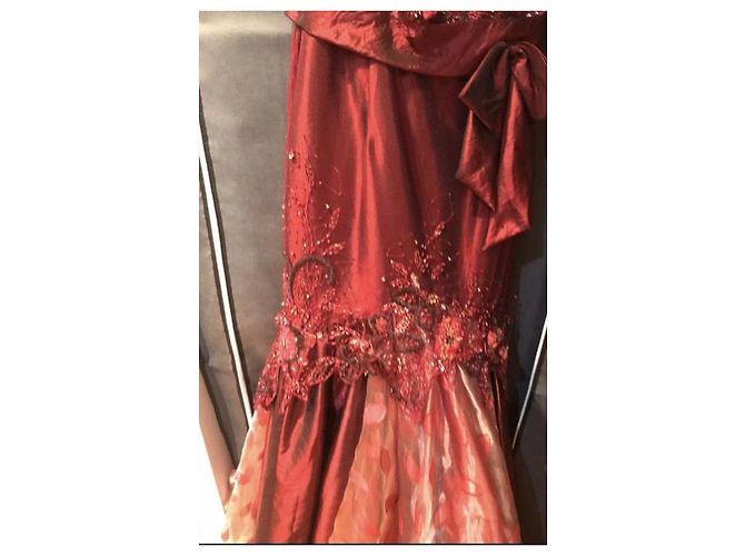 Autre Marque Vestido de festa Manon Collection Bordô com pedrarias e laço Bordeaux - vista 5