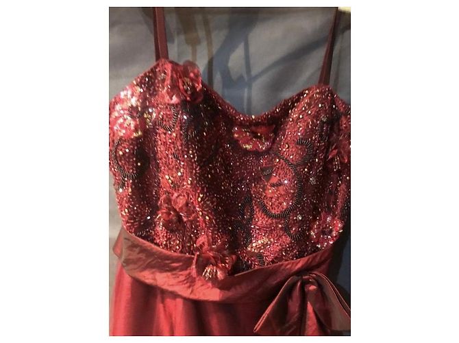 Autre Marque Vestido de festa Manon Collection Bordô com pedrarias e laço Bordeaux - vista 7
