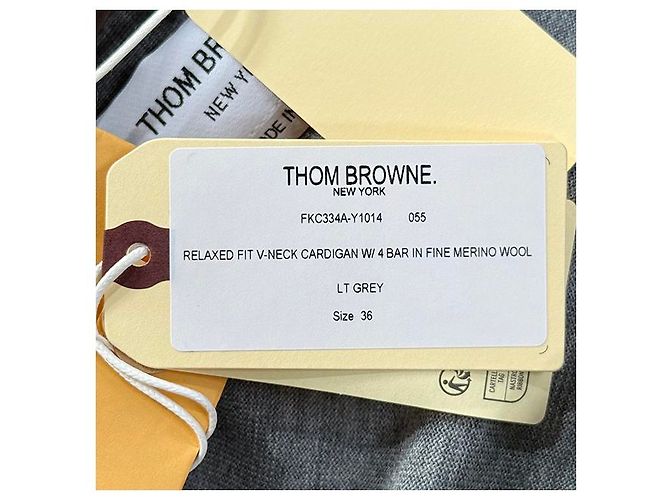 Thom Browne Asymmetrischer Arm Band Merinowoll-Cardigan in Hellgrau Braun - Ansicht 23