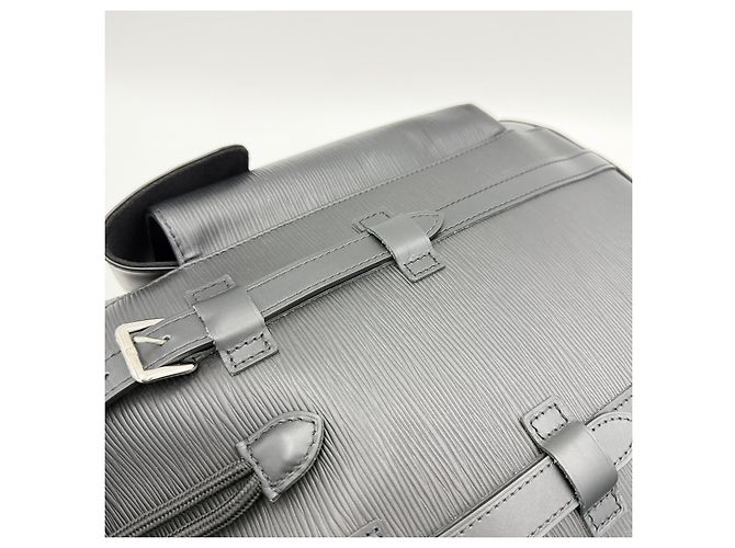 Louis Vuitton Christopher Epée Leder-Rucksack für Männer, ideal für den Außenbereich Schwarz - Ansicht 12
