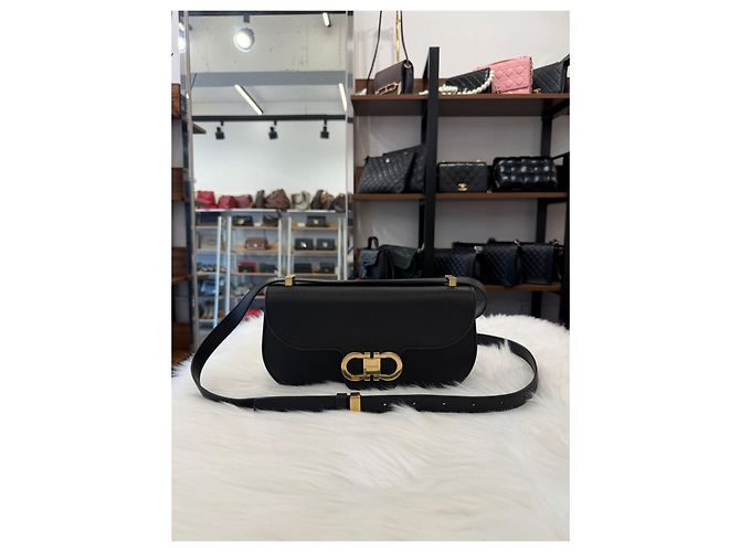 Salvatore Ferragamo Borsa a tracolla Double Gancini Nera Nero - vista 4