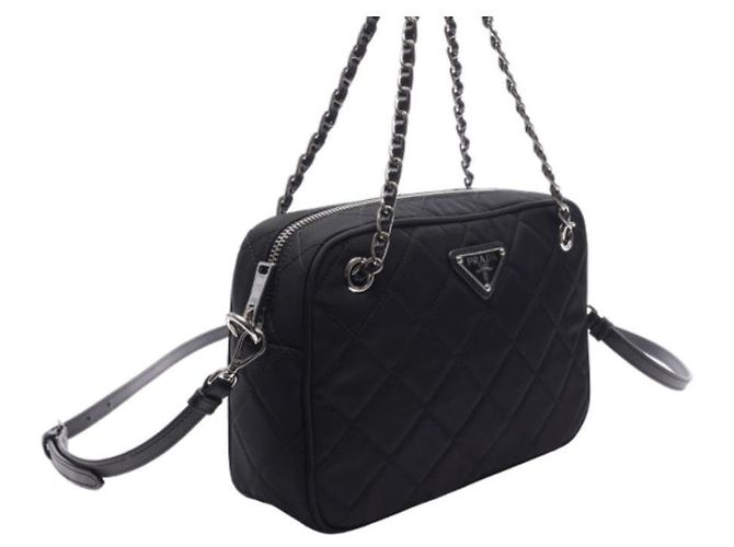 Prada Nylon gesteppte Schultertasche mit Kette Schwarz - Ansicht 6
