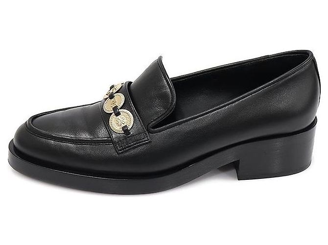 Chanel Mocassini da donna in pelle di vitello nera con medaglione dorato Nero - vista 4