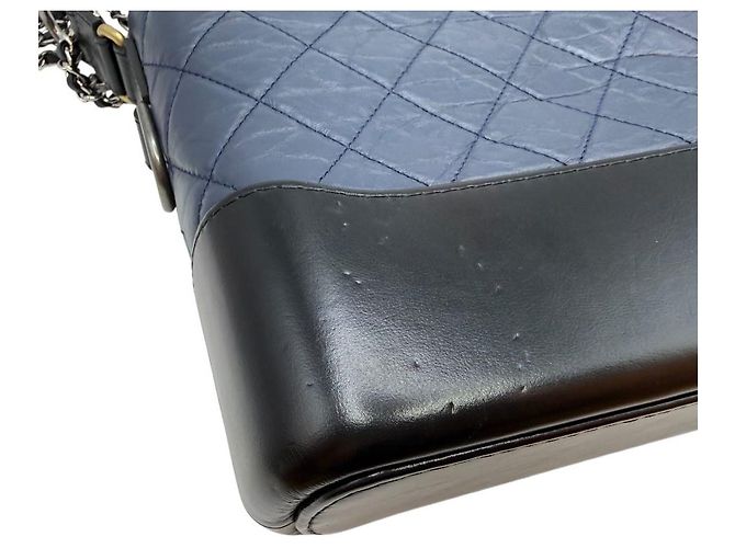 Chanel Borsa hobo media Gabrielle in blu navy - vista 9
