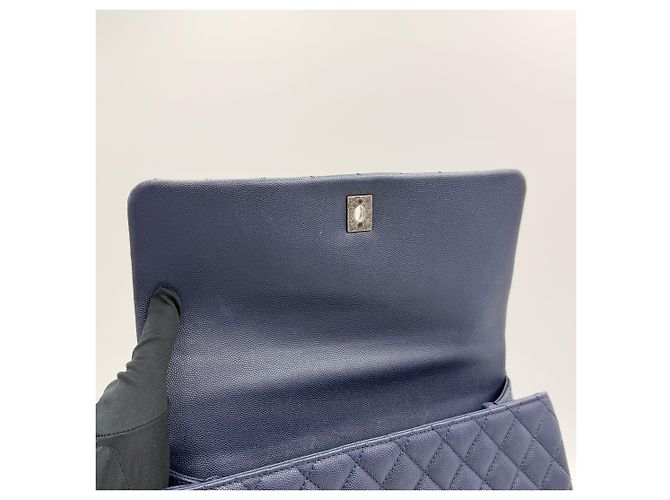 Chanel Borsa a spalla Coco Handle con catena, grande, collezione blu - vista 8