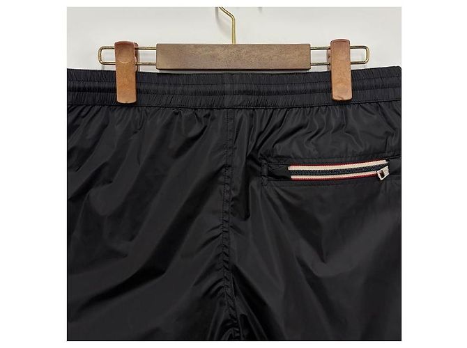 Moncler Shorts de bain noirs avec patch logo tricolore - vue 5