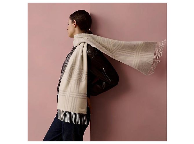 Hermès Cachecol em cashmere Petite Casaque Noeuds Marins Marrom - vista 4