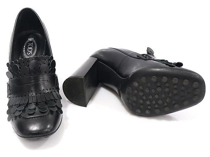Tod's Pumps con tacco a blocco in pelle nera con frange e nappine per donne Nero - vista 5