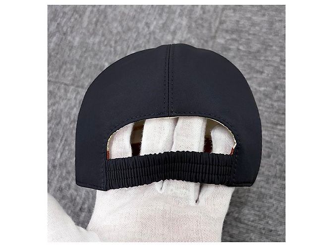 Loro Piana Cappellino da baseball in microfibra con logo ricamato in blu navy tonale e avorio - vista 15
