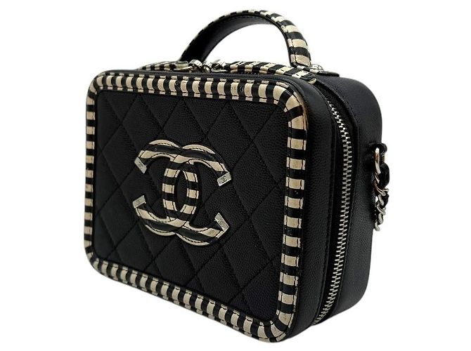 Vanity Chanel Mini borsa a tracolla serie Caviar Filigree Blu - vista 3