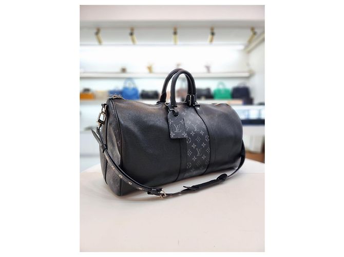Louis Vuitton Borsa Keepall Bandoulière e Borsa a Spalla Nero - vista 13