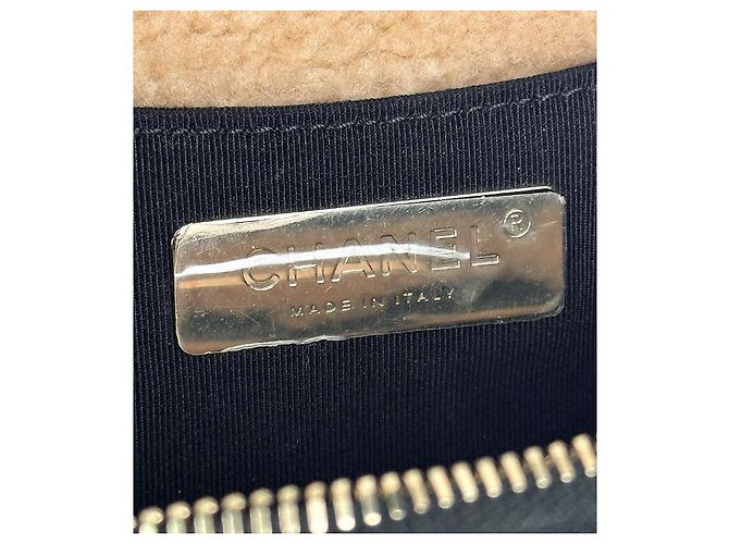 Chanel Schwarze Shearling Big CC Gürteltasche - Ansicht 11