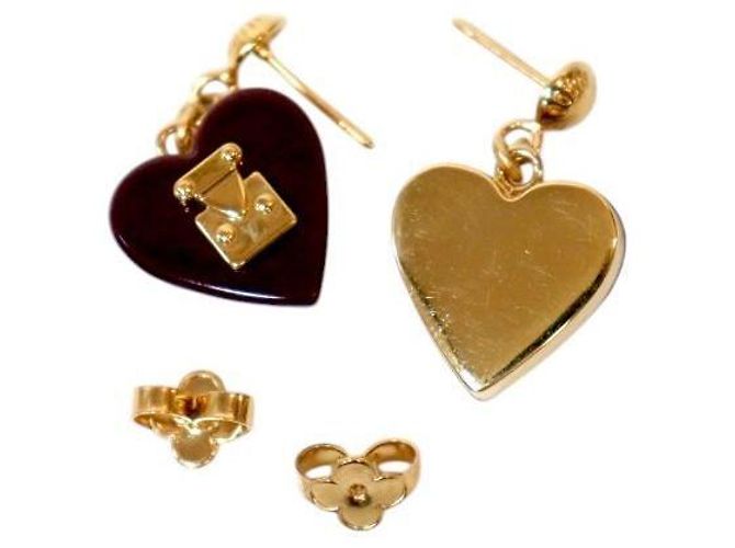 Louis Vuitton Herzförmige goldene Ohrringe - Ansicht 4