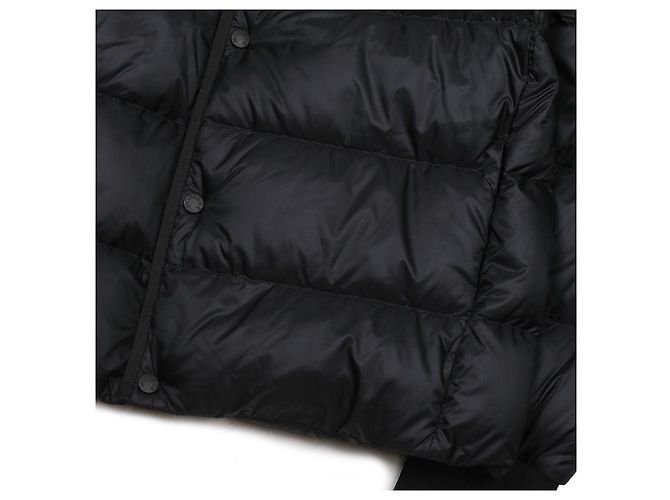 Moncler Bazena Short Down Jacket Black - view 8
