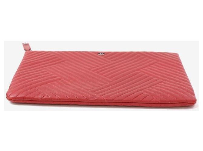 Chanel Clutch Chevron Grande Rosso Argento - vista 4