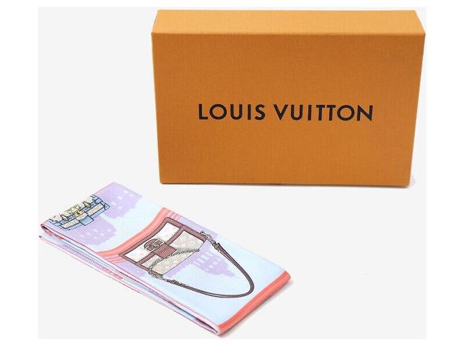 Louis Vuitton Foulard Bandana Skyline Rosa Chiaro - vista 6