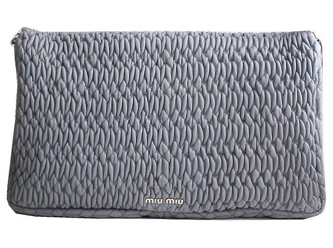 Miu Miu Große graue Stepp-Clutch Braun - Ansicht 3