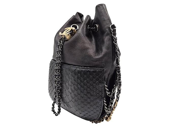 Chanel Borsa Gabrielle Pearl Nero - vista 2