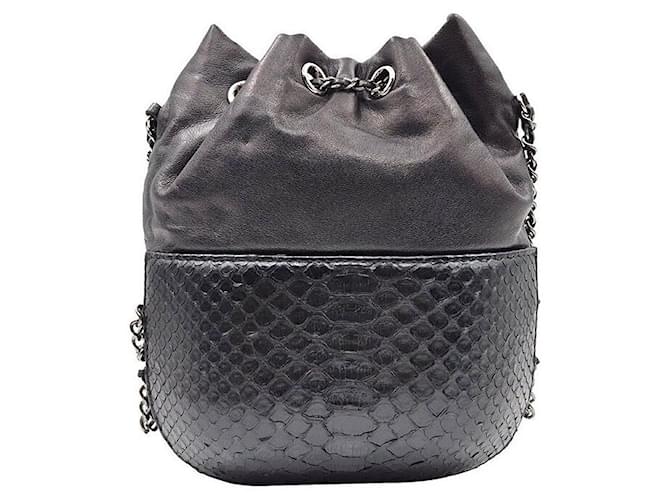 Chanel Borsa Gabrielle Pearl Nero - vista 4