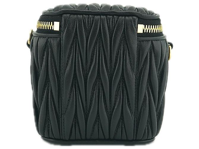 Miu Miu Borsa a tracolla mini in pelle nappa trapuntata nera Nero - vista 13