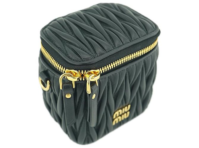 Miu Miu Borsa a tracolla mini in pelle nappa trapuntata nera Nero - vista 15