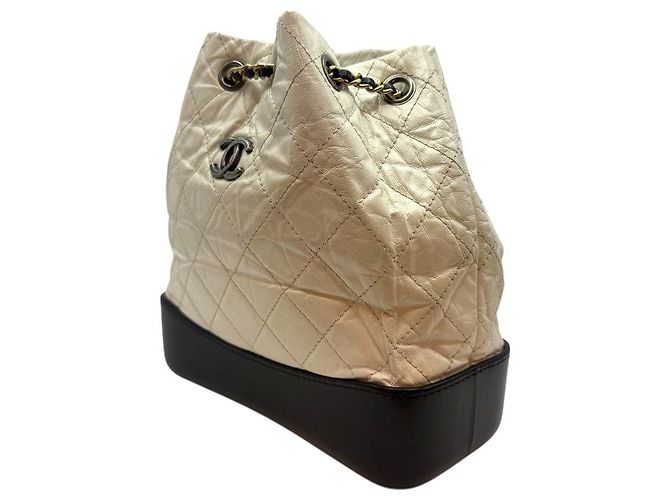 Chanel Vintage Kalbsleder Gabriel Kleine Rucksack Weiß - Ansicht 3