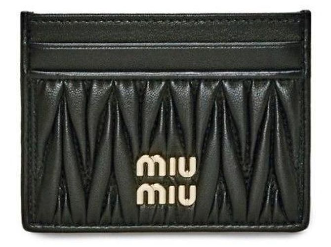 Miu Miu Matelassé Kartenhalter Schwarz - Ansicht 2