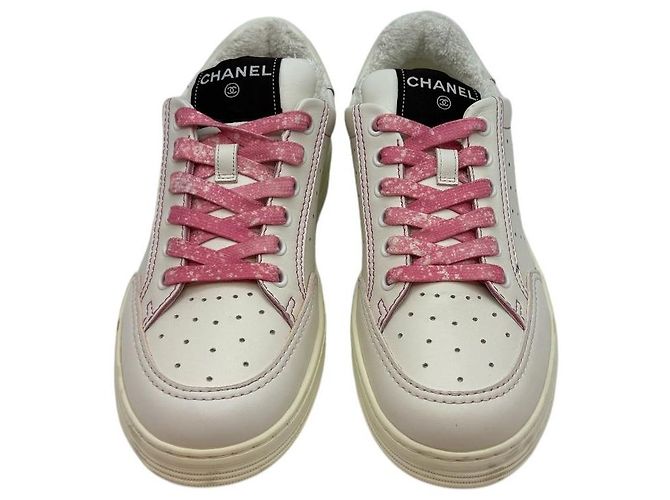 Chanel Damen-Sneaker aus Kalbsleder mit Logo Weiß - Ansicht 3