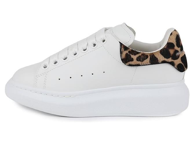Alexander Mcqueen Sneakers Oversized Bianco - vista 6