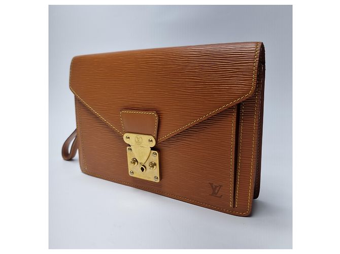 Louis Vuitton Pochette Epi Série Dragon Clutch (Article Rare) Marron - vue 6