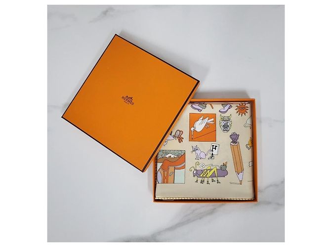 Hermès Bufanda de seda para mujeres Carre Libre Castaño - vista 11