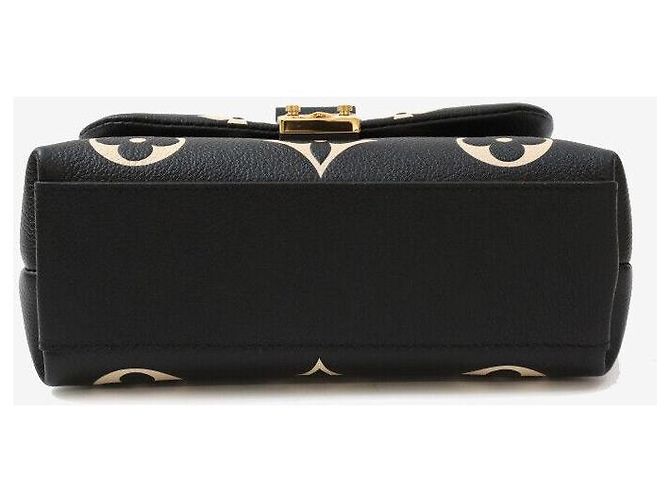 Louis Vuitton Borsa a tracolla Madeleine BB Monogram Empreinte Nera Nero - vista 4