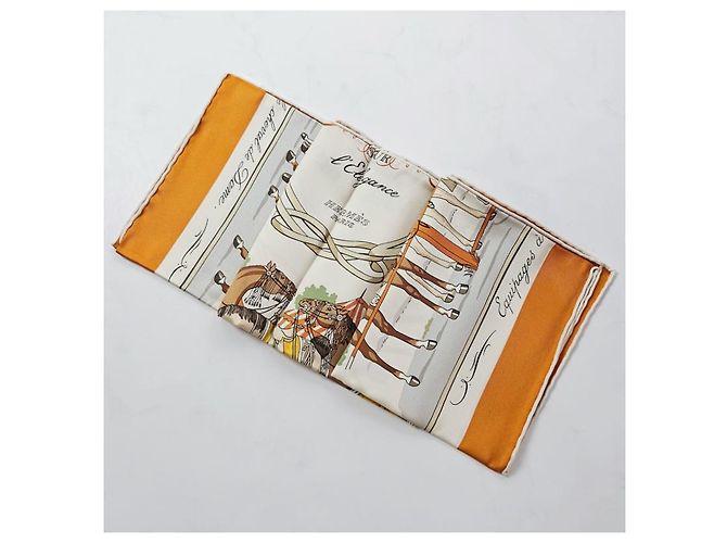 Hermès Foulard Quadrato in Seta per Donne Arancione - vista 9