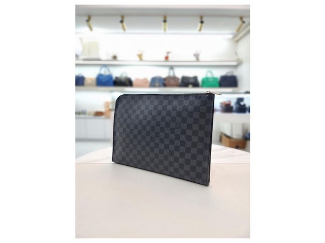 Louis Vuitton Pochette Jour GM Damier Graphite Noir - vue 12