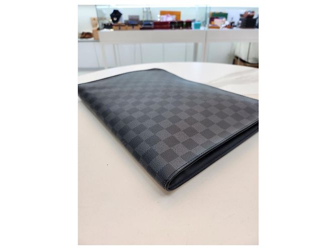 Louis Vuitton Pochette Jour GM Damier Graphite Noir - vue 16