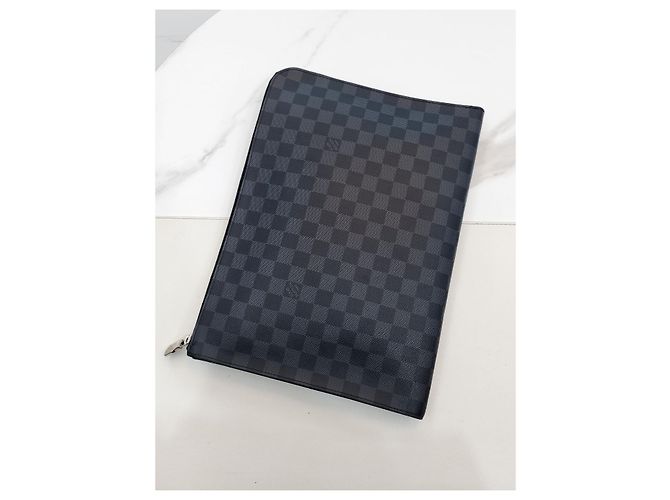 Louis Vuitton Pochette Jour GM Damier Graphite Noir - vue 18