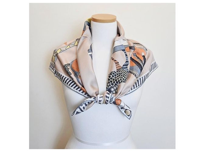 Hermès Foulard in seta per donne Toute Allure Carré Rosa - vista 8