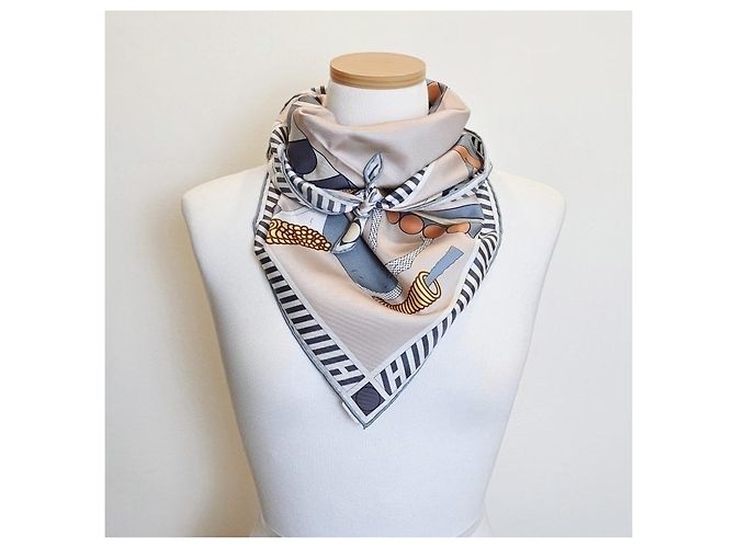 Hermès Foulard in seta per donne Toute Allure Carré Rosa - vista 9