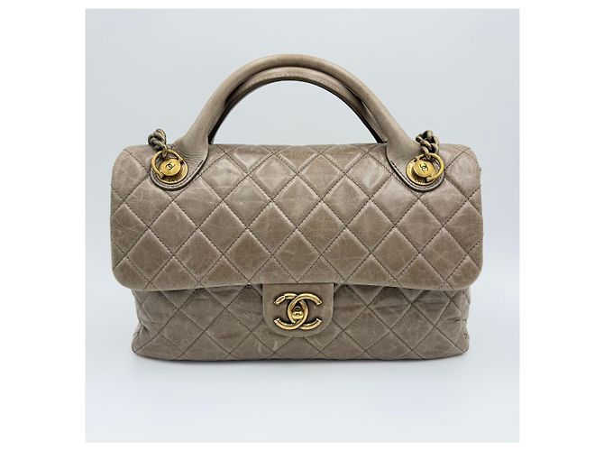 Chanel Kalbsleder Castle Lock Top Handle Schultertasche mit Kette Braun - Ansicht 3