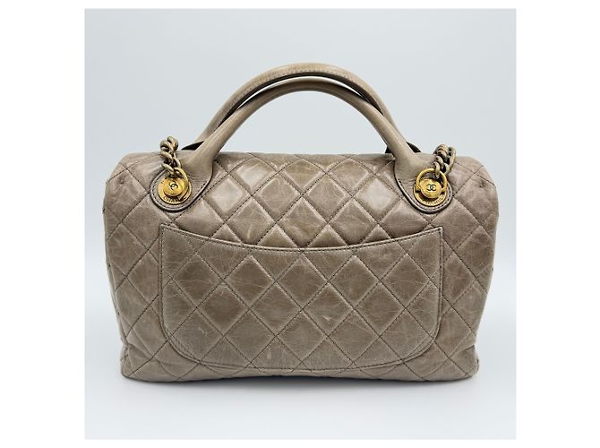 Chanel Kalbsleder Castle Lock Top Handle Schultertasche mit Kette Braun - Ansicht 6
