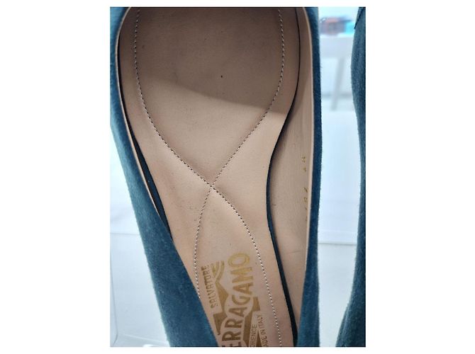 Salvatore Ferragamo Scarpe flat Varina in camoscio (SKU: Verde - vista 8