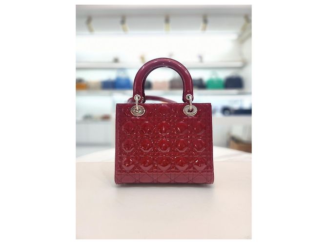 Dior Rote Lack-Cannage Mittel-Tote-Tasche - Ansicht 14