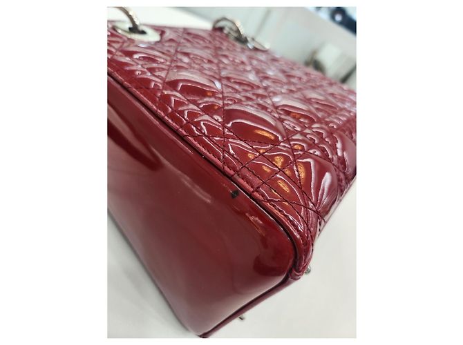 Dior Rote Lack-Cannage Mittel-Tote-Tasche - Ansicht 21