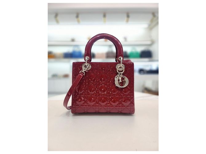 Dior Rote Lack-Cannage Mittel-Tote-Tasche - Ansicht 9