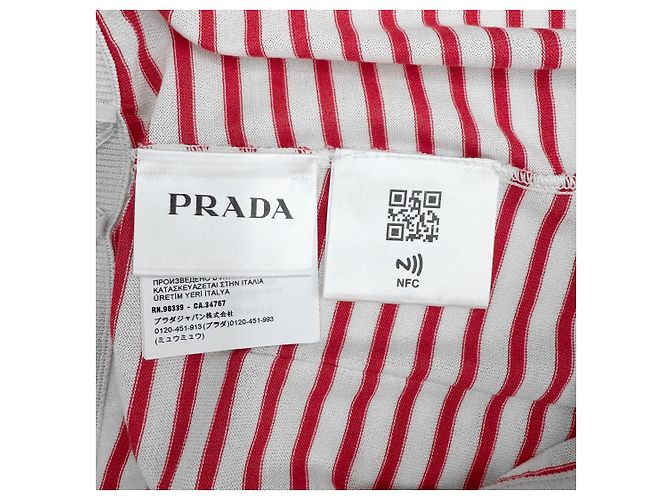 Prada Bermuda in seta da uomo con logo triangolare e strisce rosse Rosso - vista 10