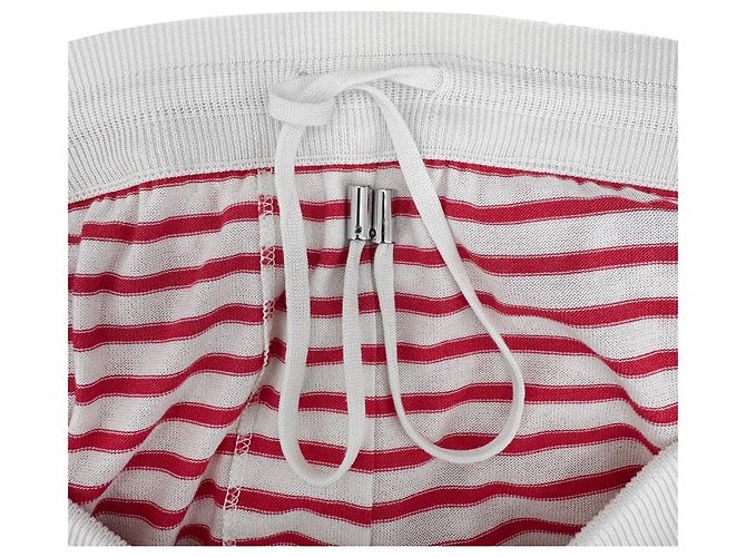 Prada Bermuda in seta da uomo con logo triangolare e strisce rosse Rosso - vista 5