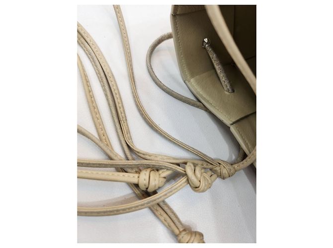 Bottega Veneta Borsa a secchiello crossbody Cassette Marrone - vista 20