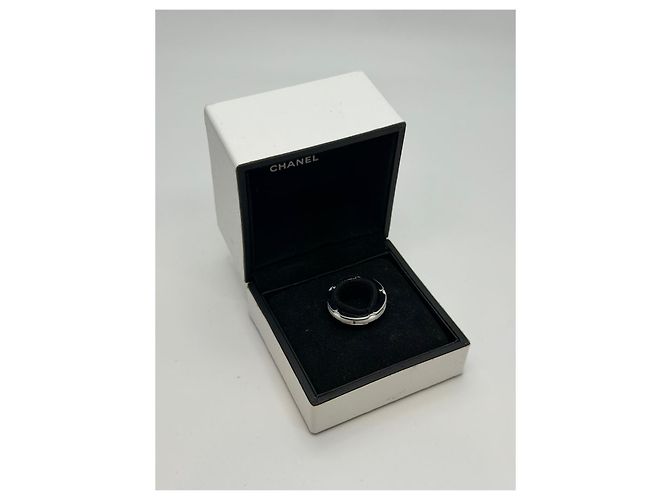 Chanel Weißer Keramischer Ultra-Ring Zustand - Ansicht 11
