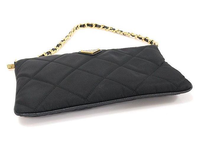 Prada Borsa a Spalla Re-Edition in Nylon Trapuntato Nero - vista 5